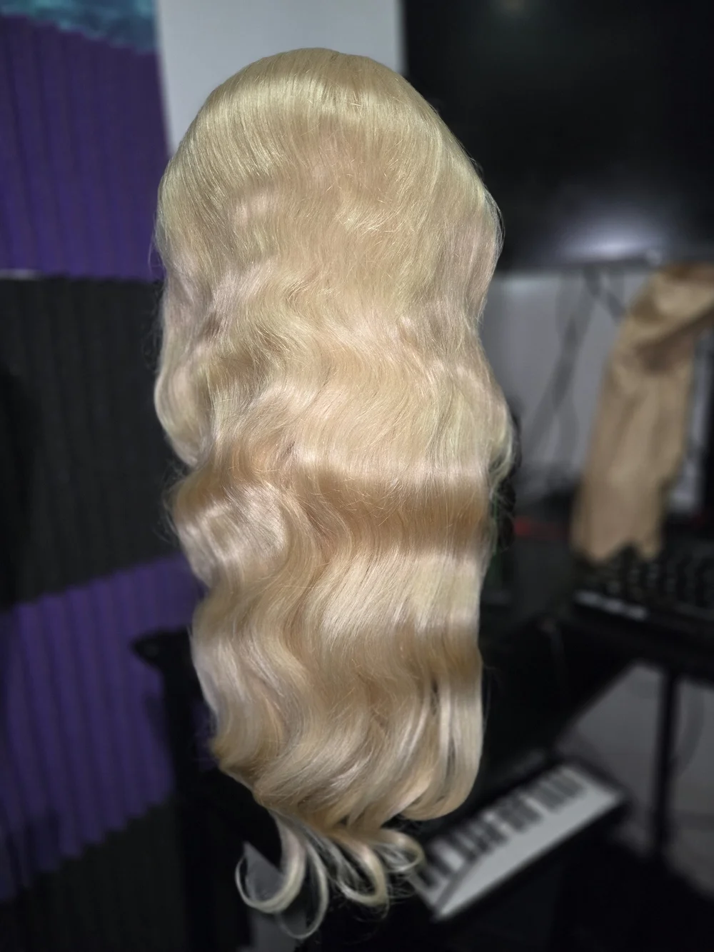 13x6 Blonde Lace Front Wig - BodyWave 28 Inch